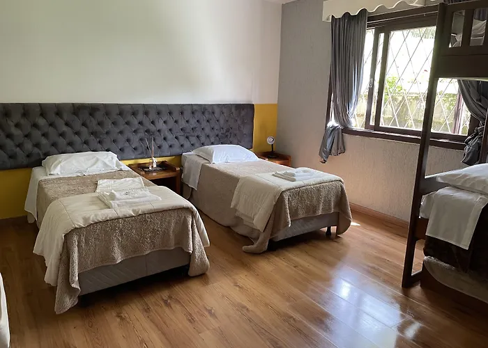 Pousada Vista Do Lago - Hostel Gramado